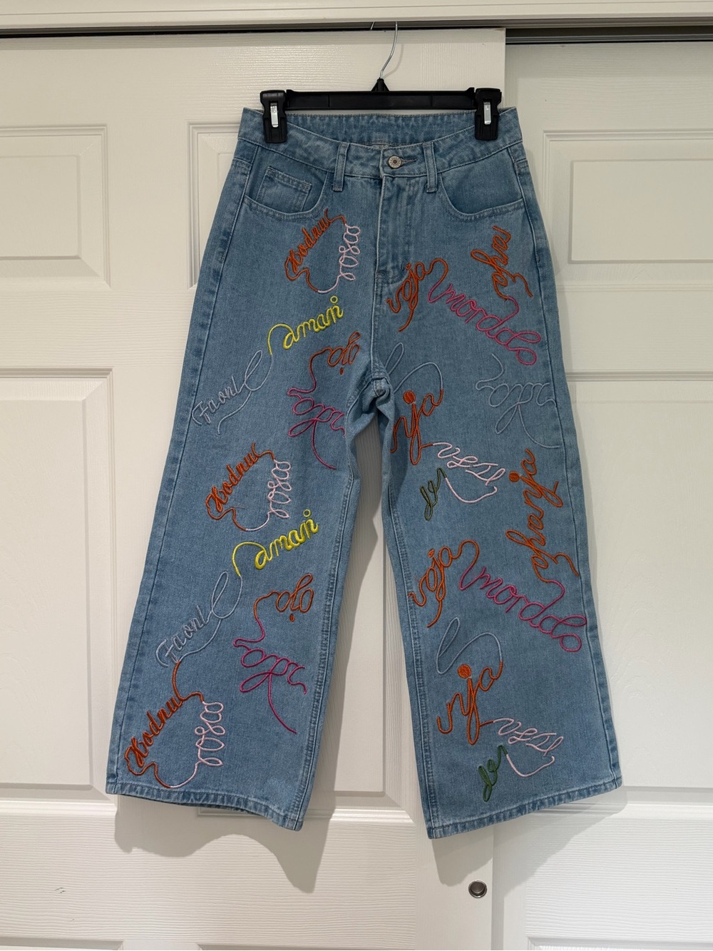 Embroidered Wide Leg Jeans Size 2(XS)
